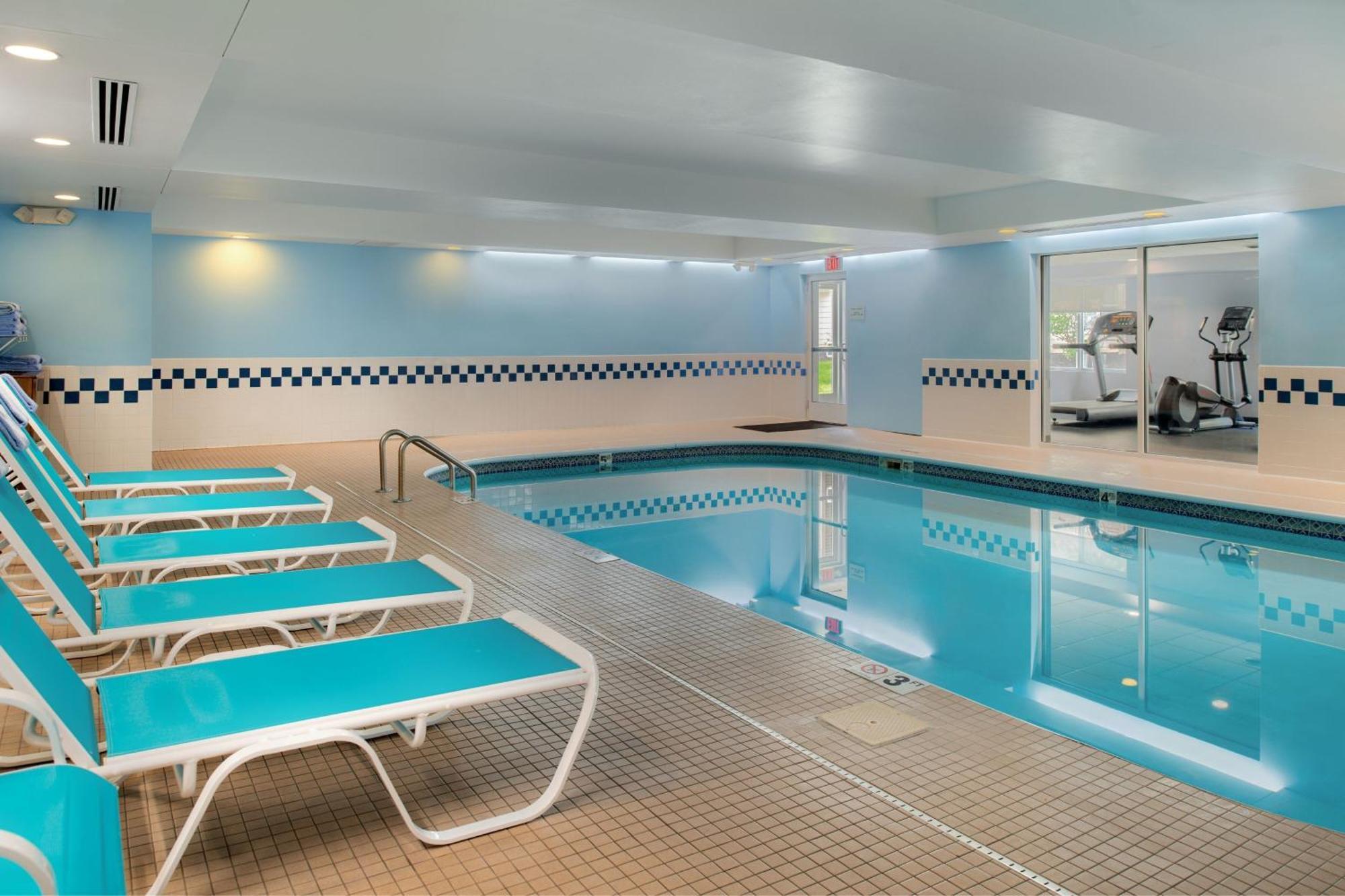 Hotel Fairfield By Marriott à Troy Extérieur photo