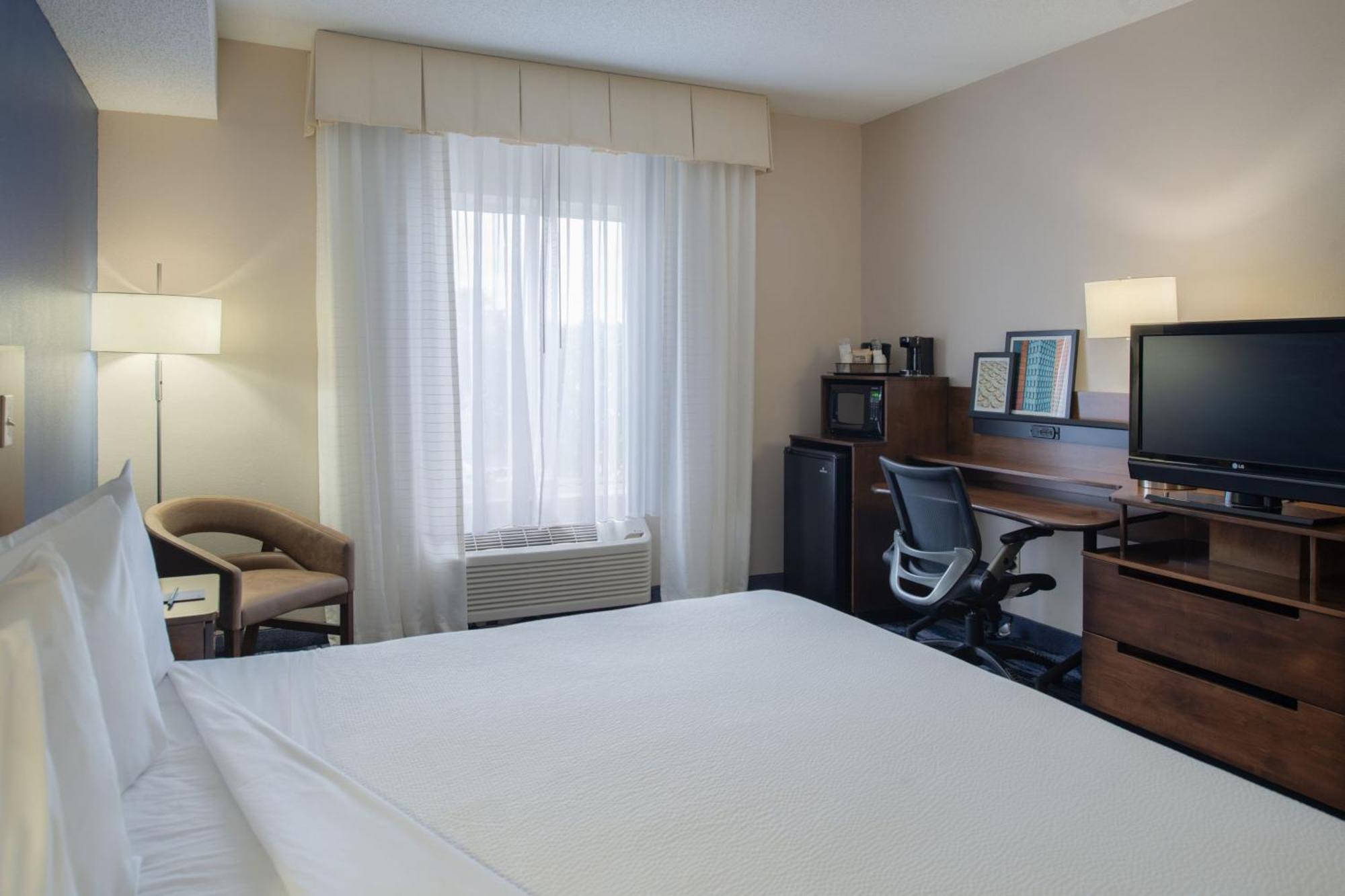Hotel Fairfield By Marriott à Troy Extérieur photo